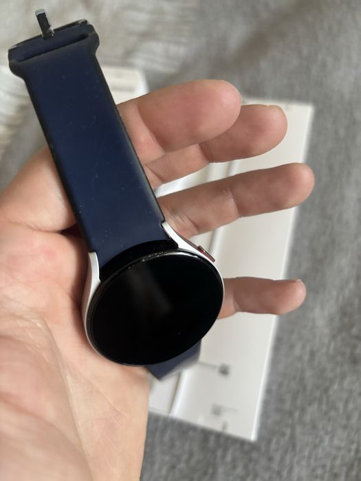 Часы Samsung galaxy watch 5