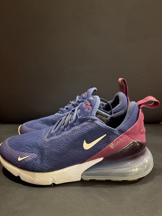 Дамски маратонки NIKE AiIR MAX 270
