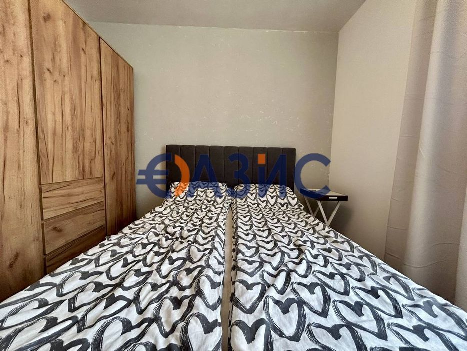 Продава се Двустаен апартамент в к.к. Слънчев бряг - 50 кв.м за 938 €/кв.м - Снимка #14