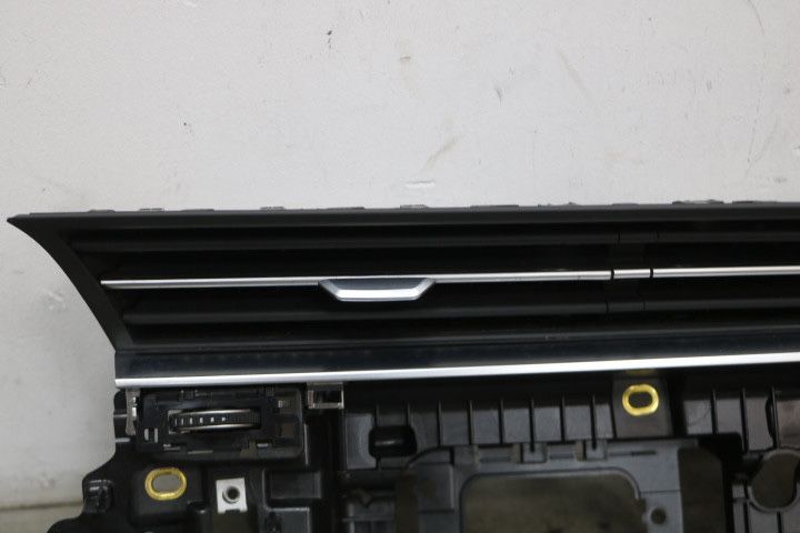 Ауди Q8 4M Вентилационно табло