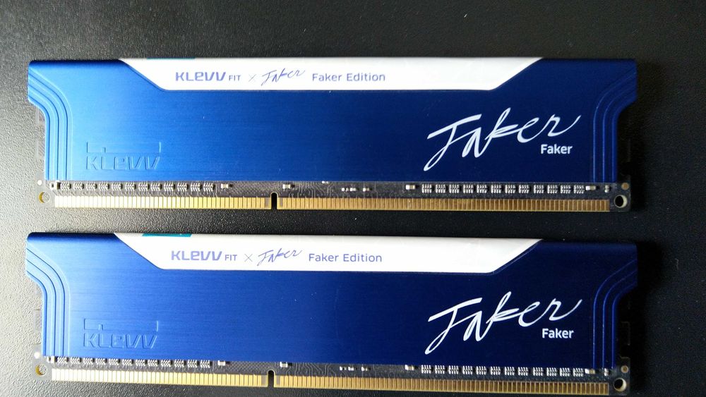 DDR3 1600MHz-Kingston-HyperX-Genesis-Kingston-HyperX blu-KLEVV