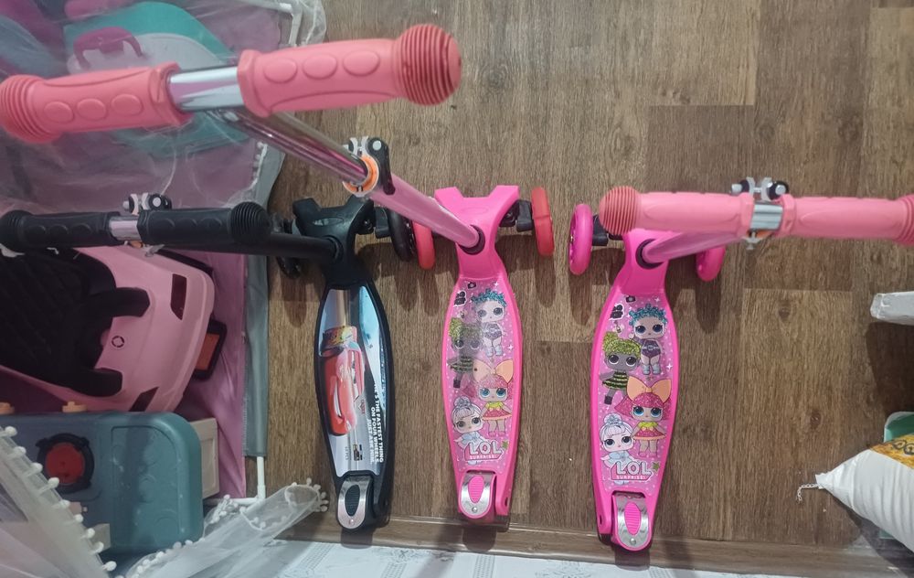 Продам самокаты.