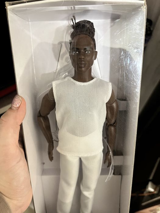 Продам кена барби оригинал