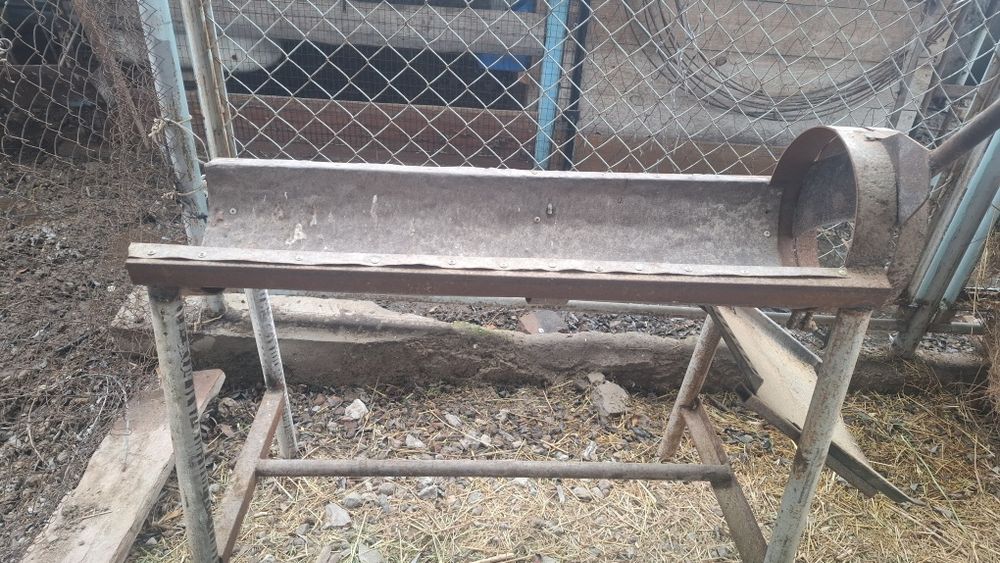 Продам ручную сенорезку!