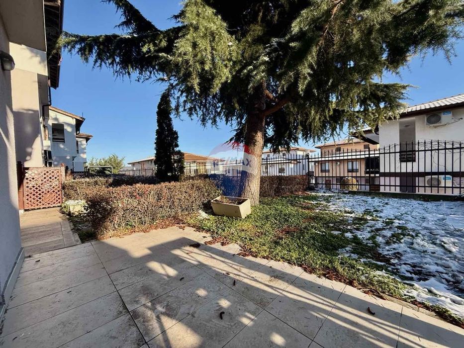 Продава се Тристаен апартамент в с. Рогачево, Област Добрич - 100 кв.м за 551 €/кв.м - Снимка #8