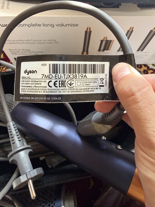 Продам Dyson оригинал