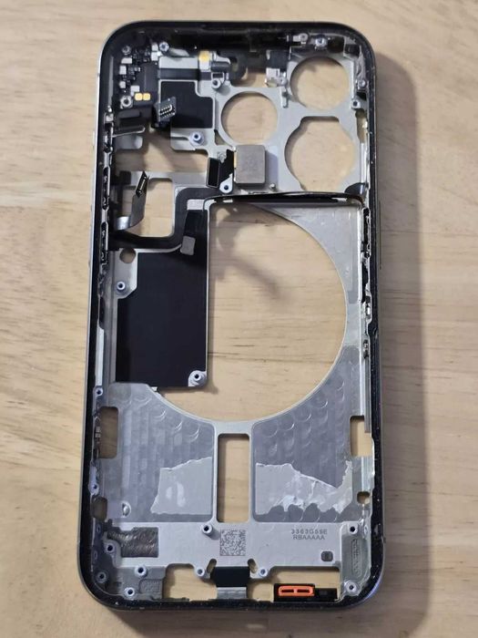 Оригинальный корпус iPhone 15 Pro