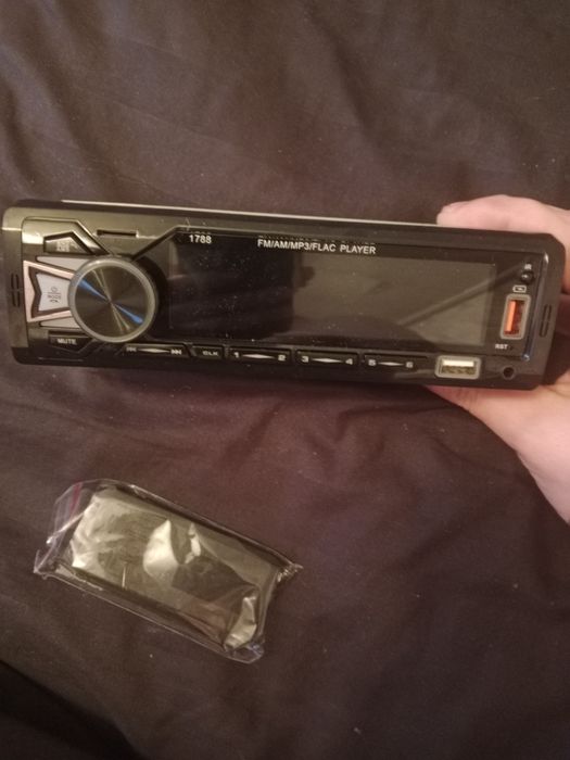 Продам авто магнитола
