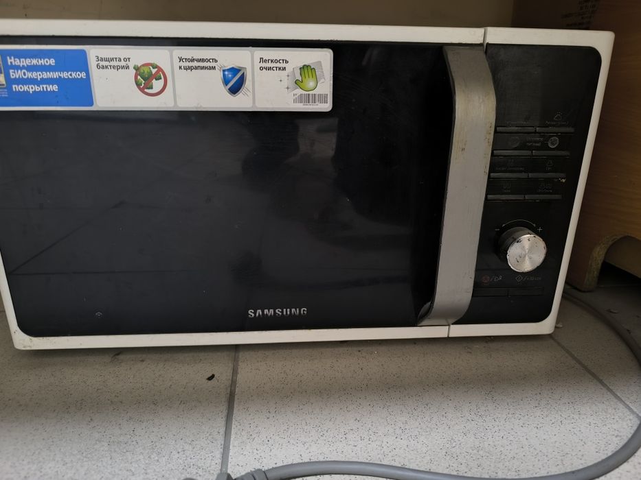 Продам микроволновку не работает