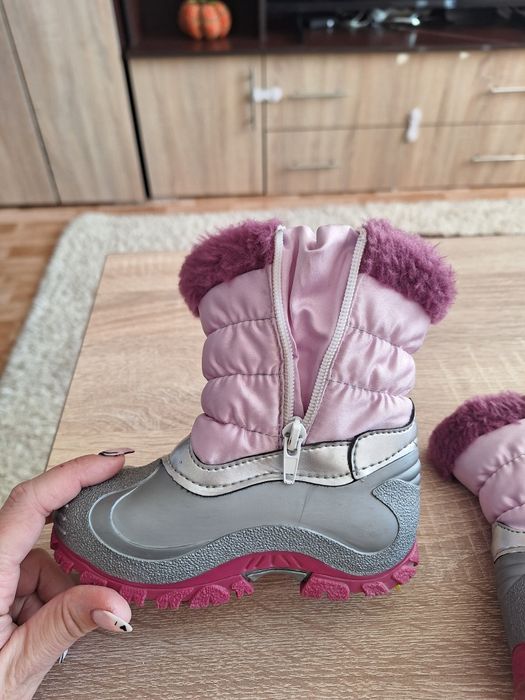 Детски ботуши - 25 номер