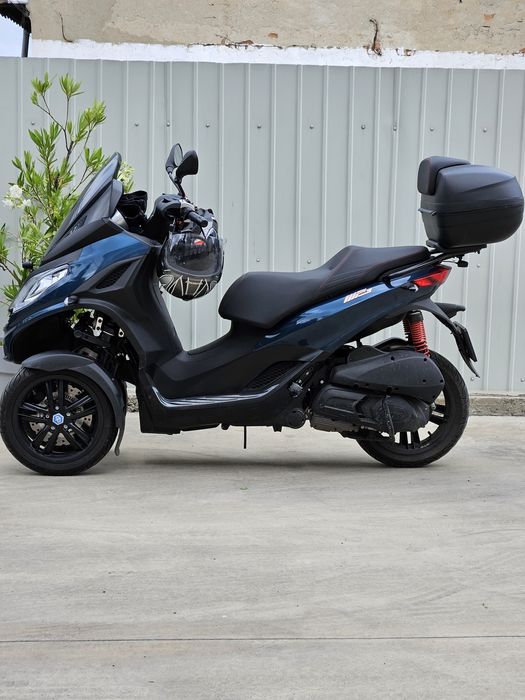 Piaggio mp3 300 sport