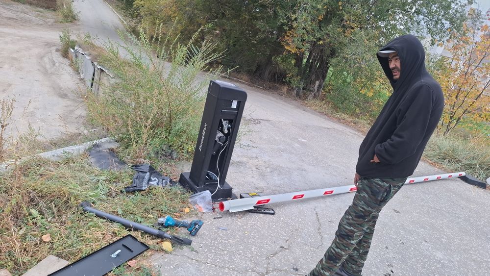 Установка шлагбаум