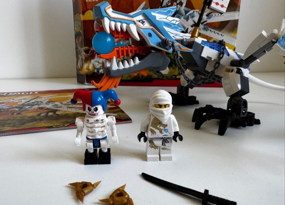 Lego ninjago 2260- Ice dragon attack