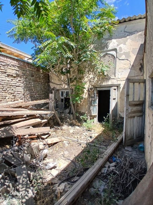 Ховли сотилади ески шахарда