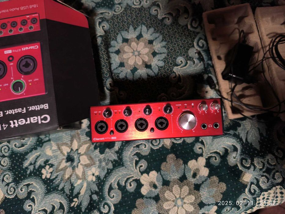 Focusrite clarett in 4 pre usb interface (ca nou, cu cutie și garanție)
