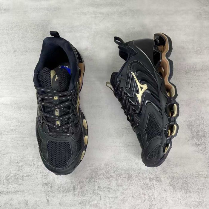 Нови мъжки маратонки Mizuno Wave Prophecy 14 S 'Black Gold