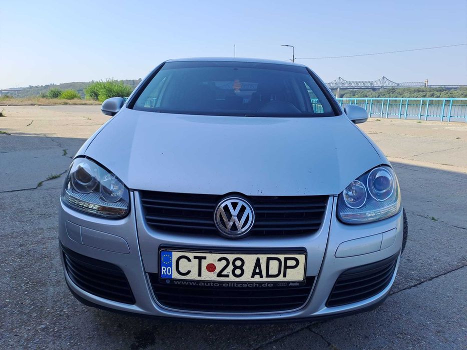 WV golf 5.  2.0 tdi