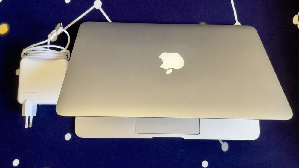 MacBook Air 11” i5 mid 2013 Ultraportabil, impecabil