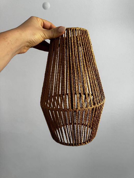 Ръчно изработен ратанов абажур