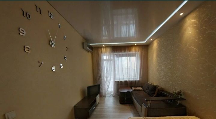 Сарыарка 11-Кенесары,  2ч 2000