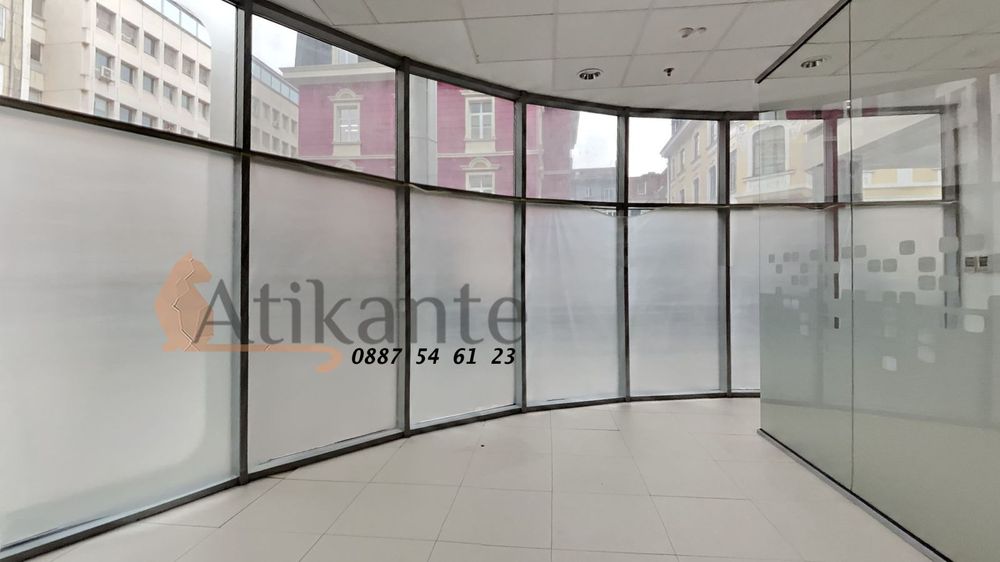 Дава се под наем Офис в София, Център - 325 кв.м за 5510.55 € - Снимка #8