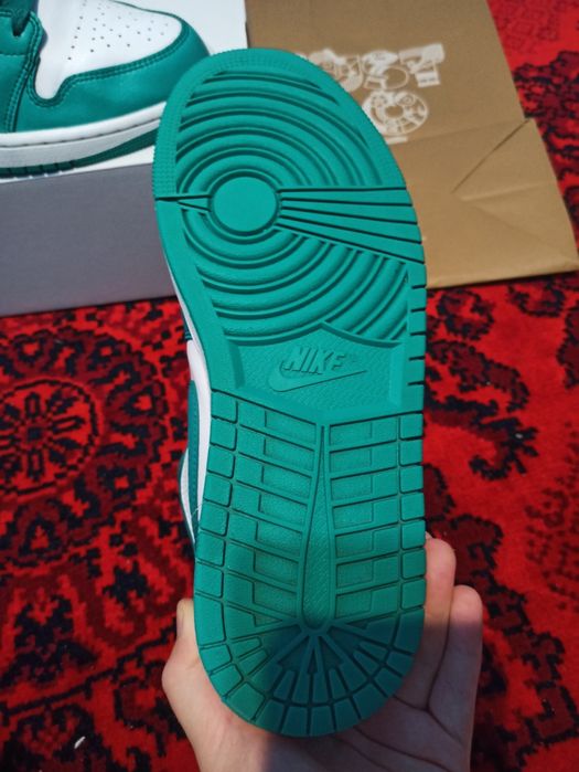 Nike Air jordan 1 low new emerald (W)