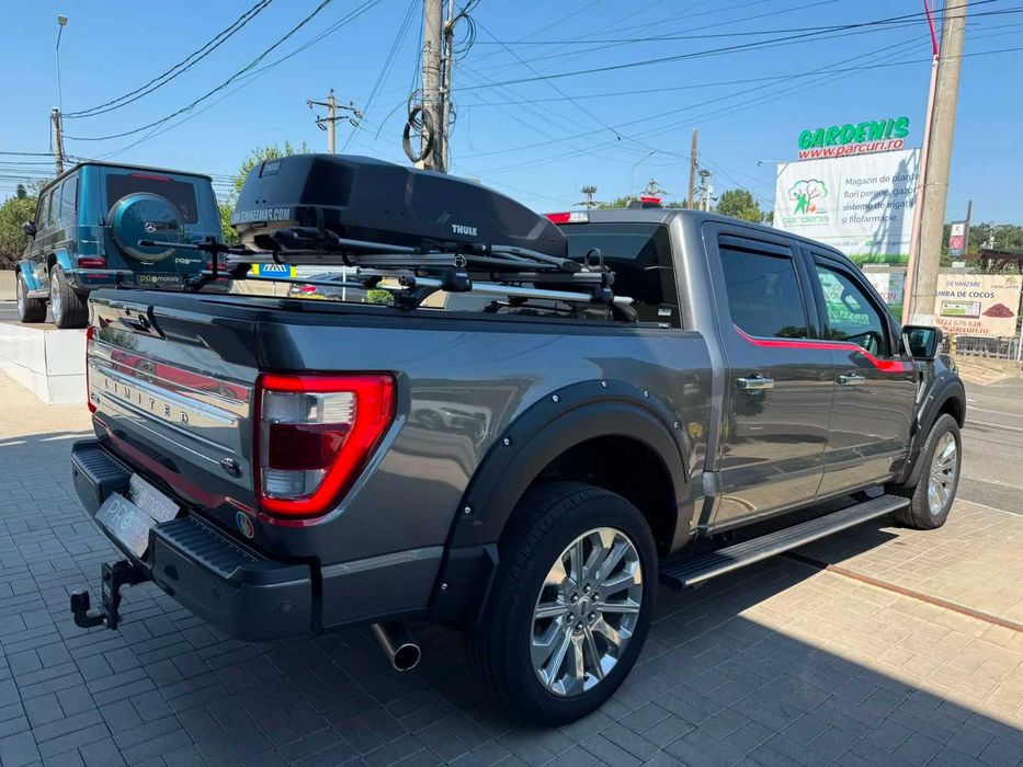 Ford F-150 Limited PowerBoost Full Hybrid • 437 CP • 4x4