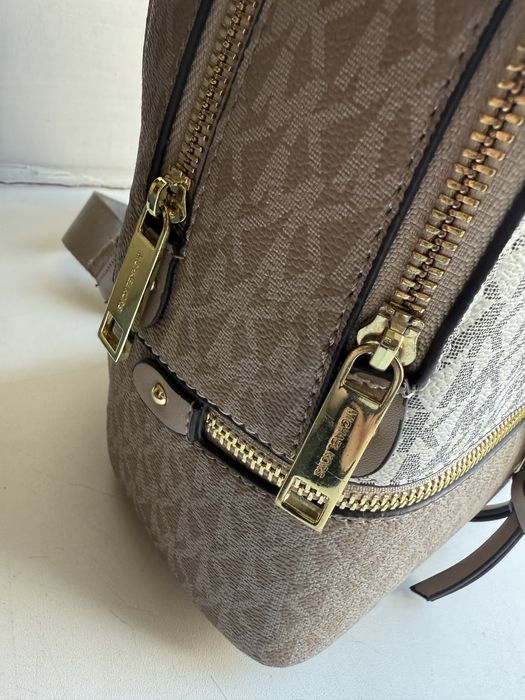 Рюкзак Michael Kors