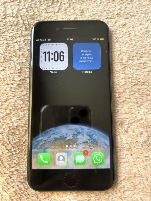 Продам iphone SE 2020 64 gb