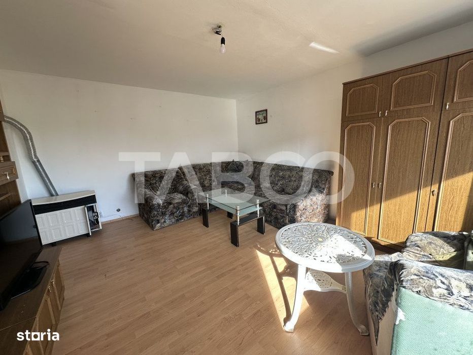 Apartament decomandat 2 camere boxa la subsol zona Titu Pertia — fotografia 3