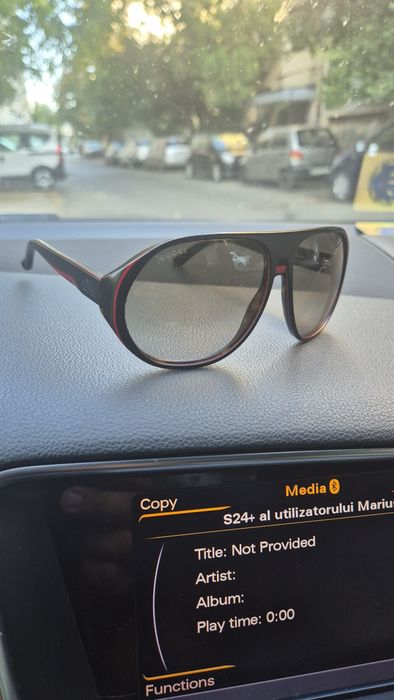 Ochelari de soare Gucci