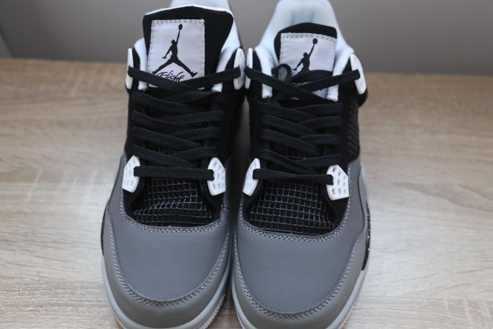 Jordan 4 Fear   40 41 43 44