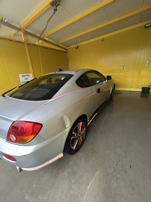 Хюндай купе 1.6 105 кс ноември  2002г