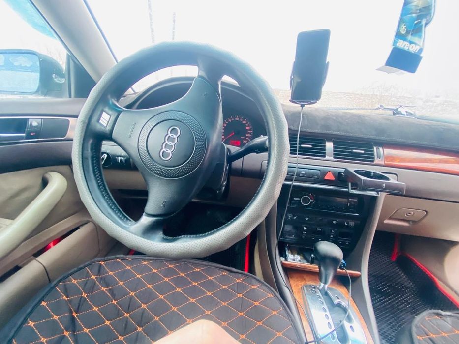 Ауди а6 с5         .