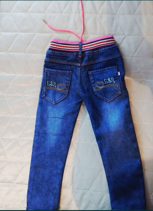 Продам новые теплые на девочку джинцы