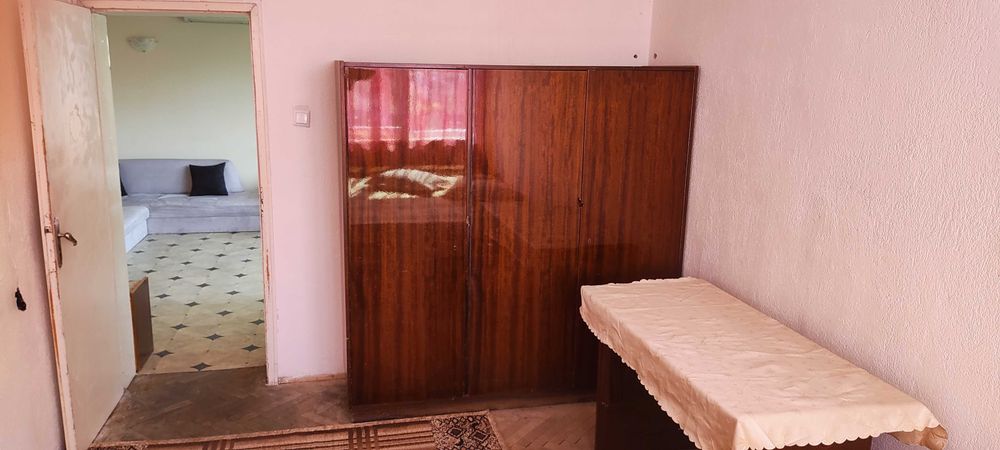 Продавам апартамент четири стаен тухлен