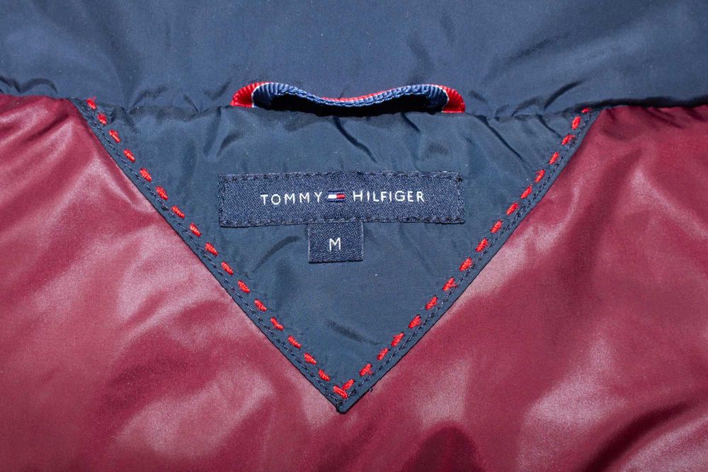 Tommy Hilfiger оригинална дамска пухена грейка син елек с пух и пера М