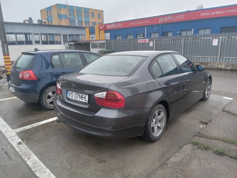 bmw e90 320 i din 2006