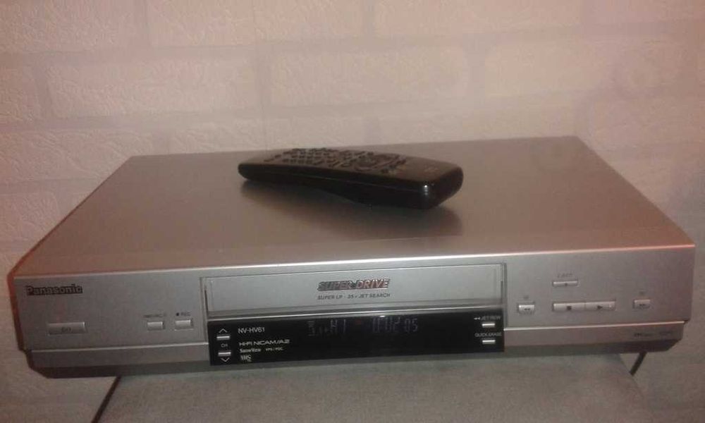 Video recorder Hi-Fi (Vhs) Panasonic, cd recorder Philips