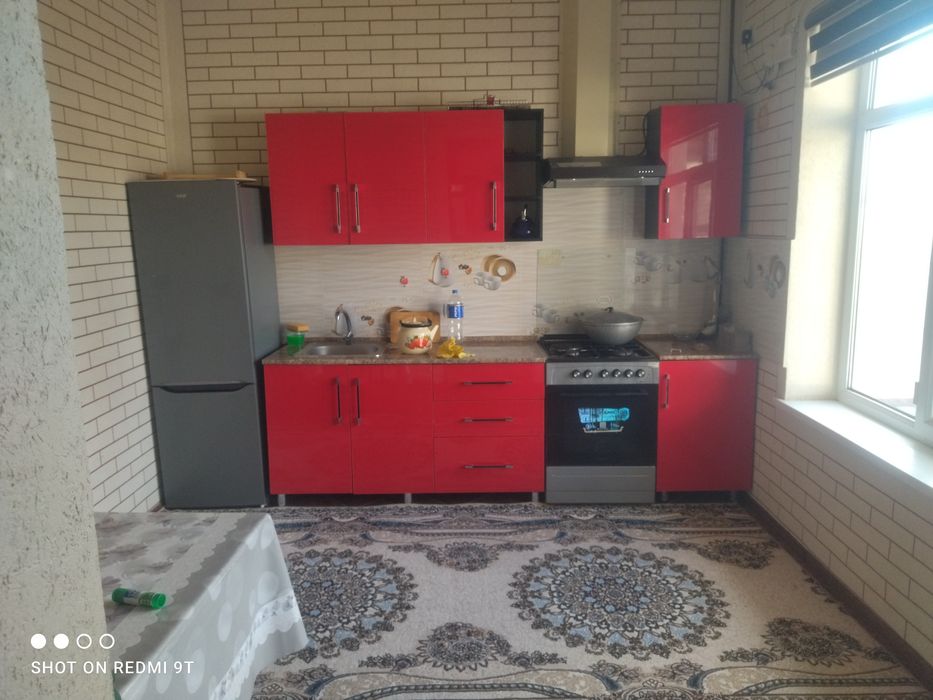 Dacha oq toshda joylashkan