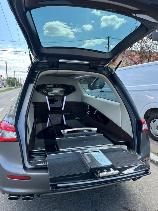 Maserati Ghibli funerar dric