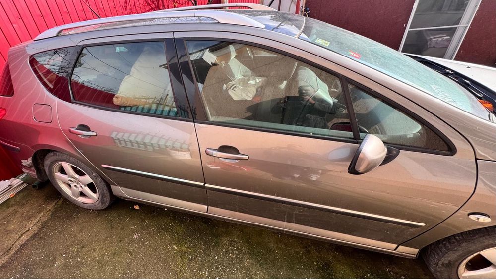 Vind peougeout 407sw sau pentru piese