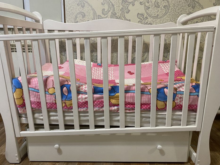 Детский кровать