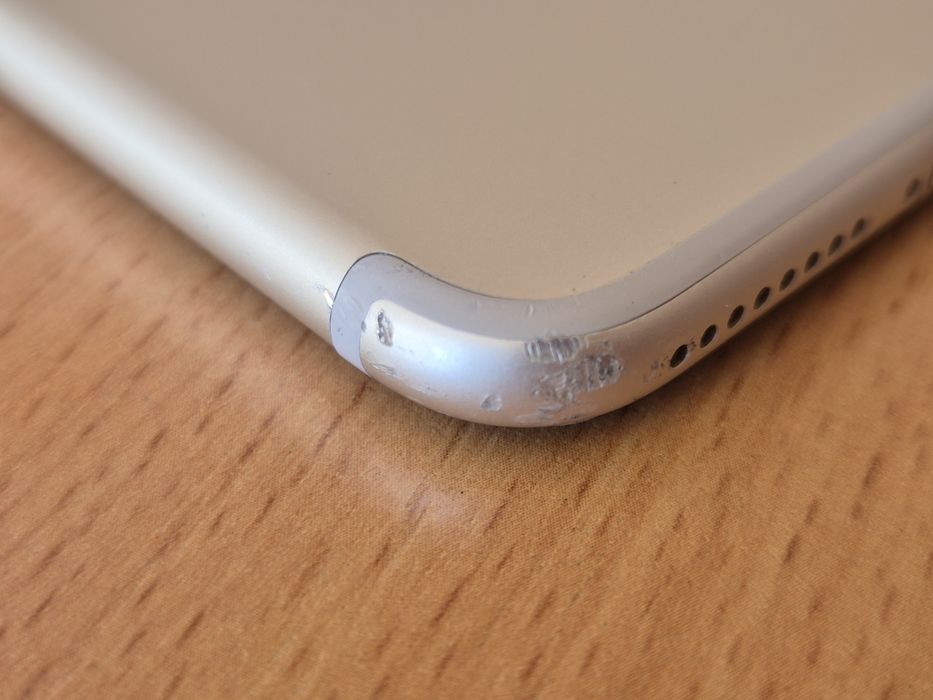 Продажа айфон 7 плюс