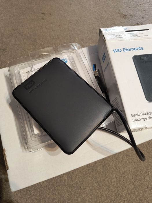 Hard disk extern WD Elements capacitate 1 TB