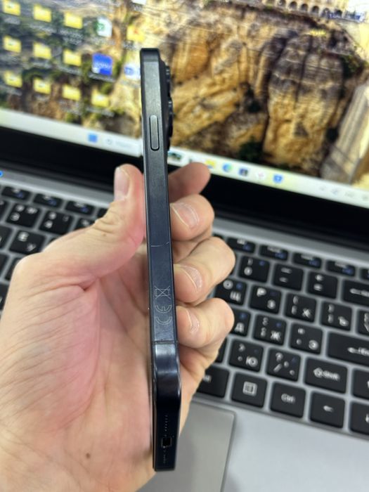 iPhone 15 Pro Max. 512 gb 87 %