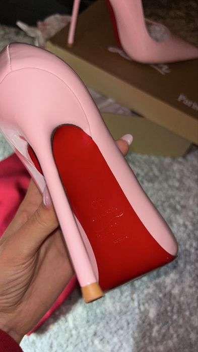 Pantofi Christian Louboutin Pe comanda