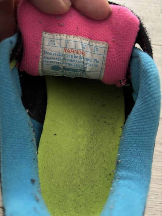 Pantofi sport cu role Heelys nr 34