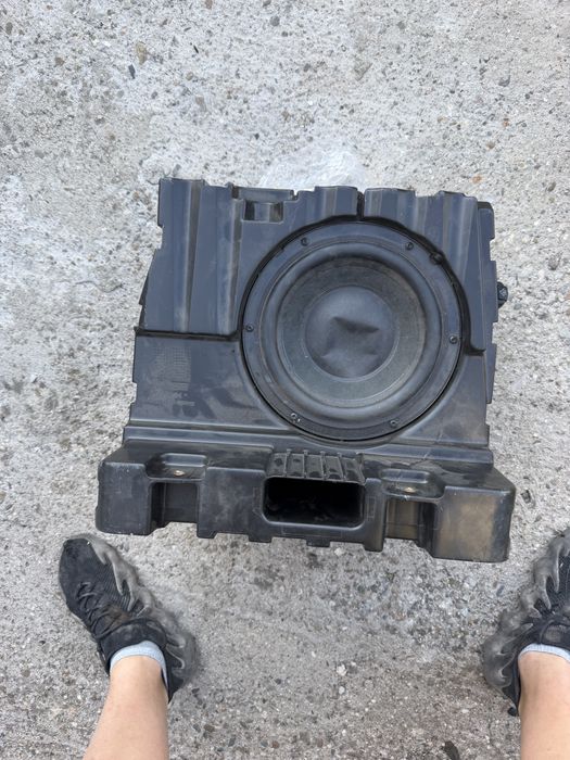 Porsche panamera Bass Box Assy баскаса
