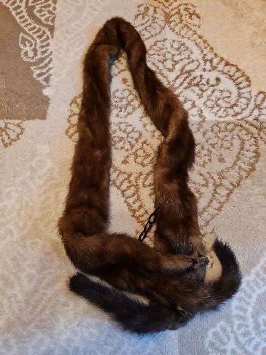 Яка от естествен косъм-Белка